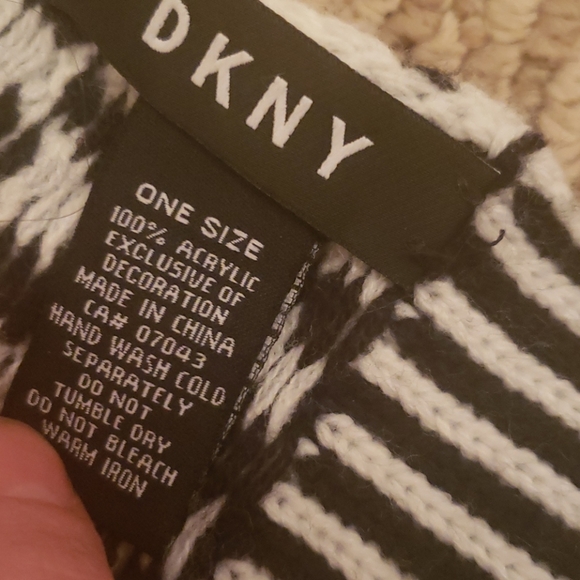 76x 12.5 - Picture 4 of 4